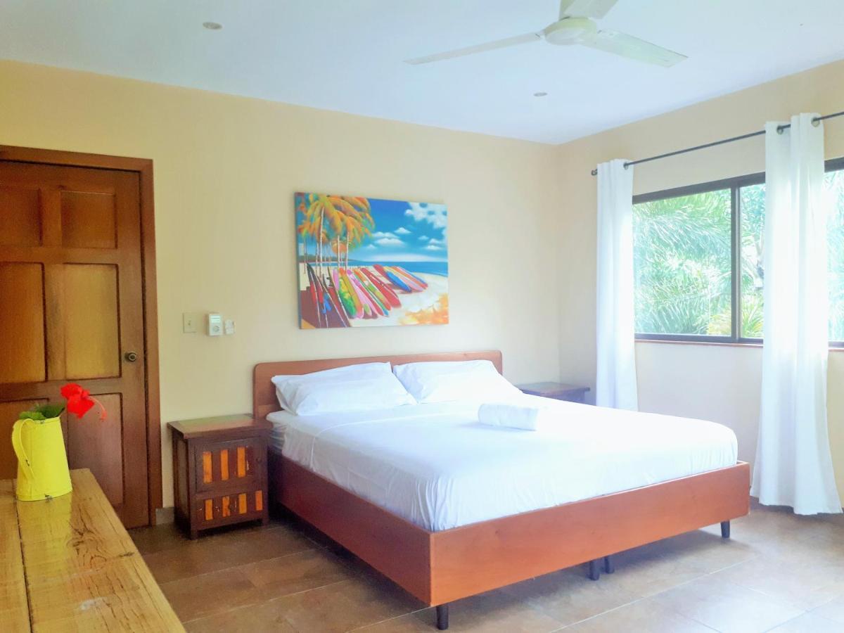 Bed and Breakfast Sol Y Sombra Bocas del Toro Exterior foto