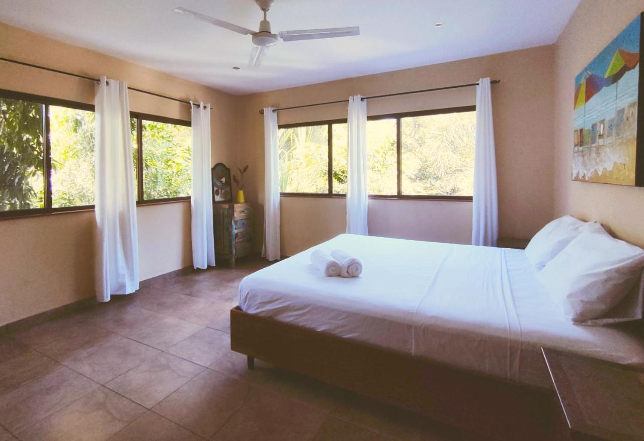 Bed and Breakfast Sol Y Sombra Bocas del Toro Exterior foto